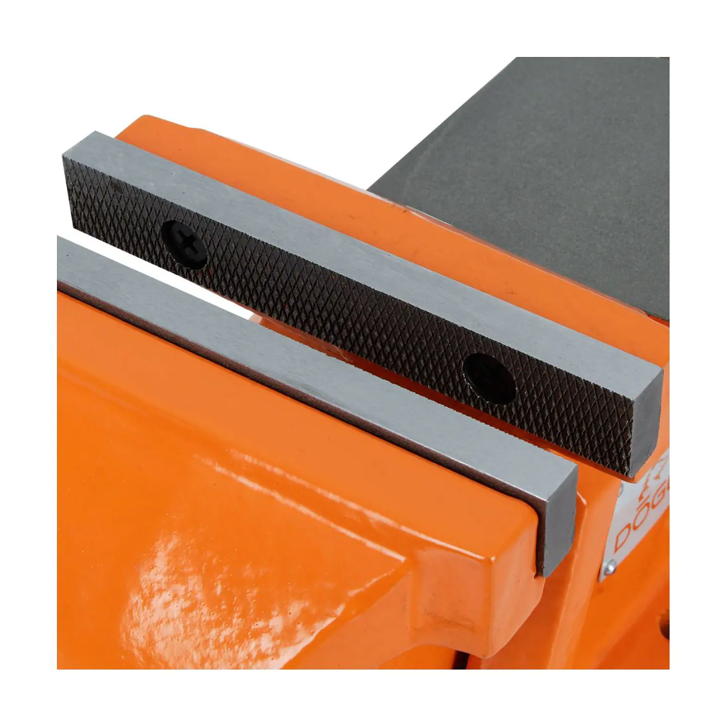 Tornillo de banco liviano fijo DOGU 0815 – 5 pulgadas 7