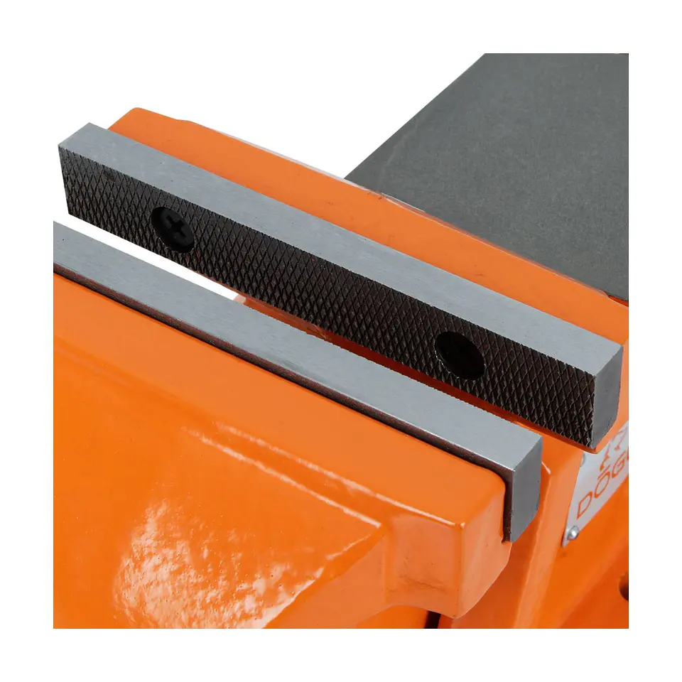 Tornillo de banco liviano fijo DOGU 0815 – 5 pulgadas 7