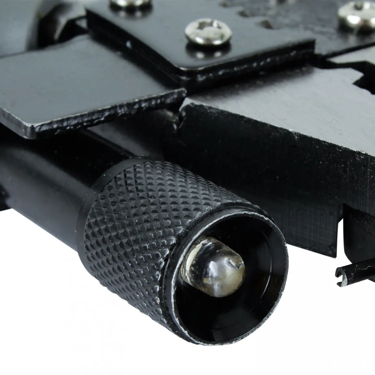 Alicate universal con luz LED Gladiator PUL 1008 – 8 pulgadas 9
