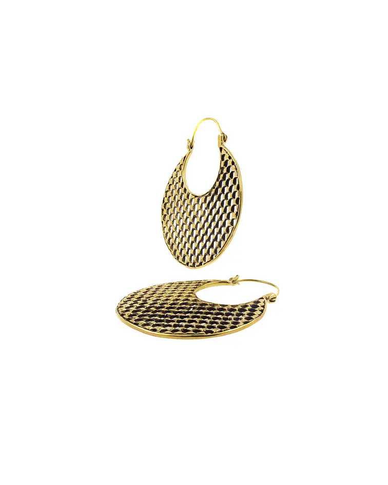 Brass hangers con patrón interior 