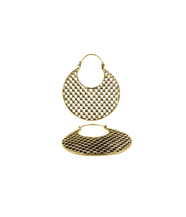 Brass hangers con patrón interior 