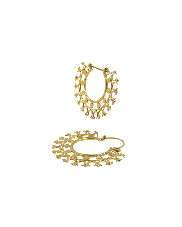 Brass hangers ornamentales