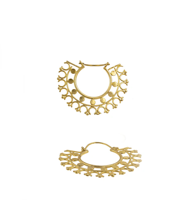 Brass hangers ornamentales