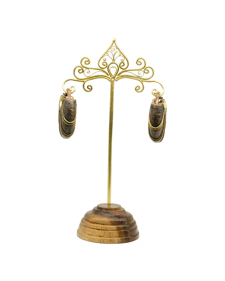 Brass hangers con detalles en cobre