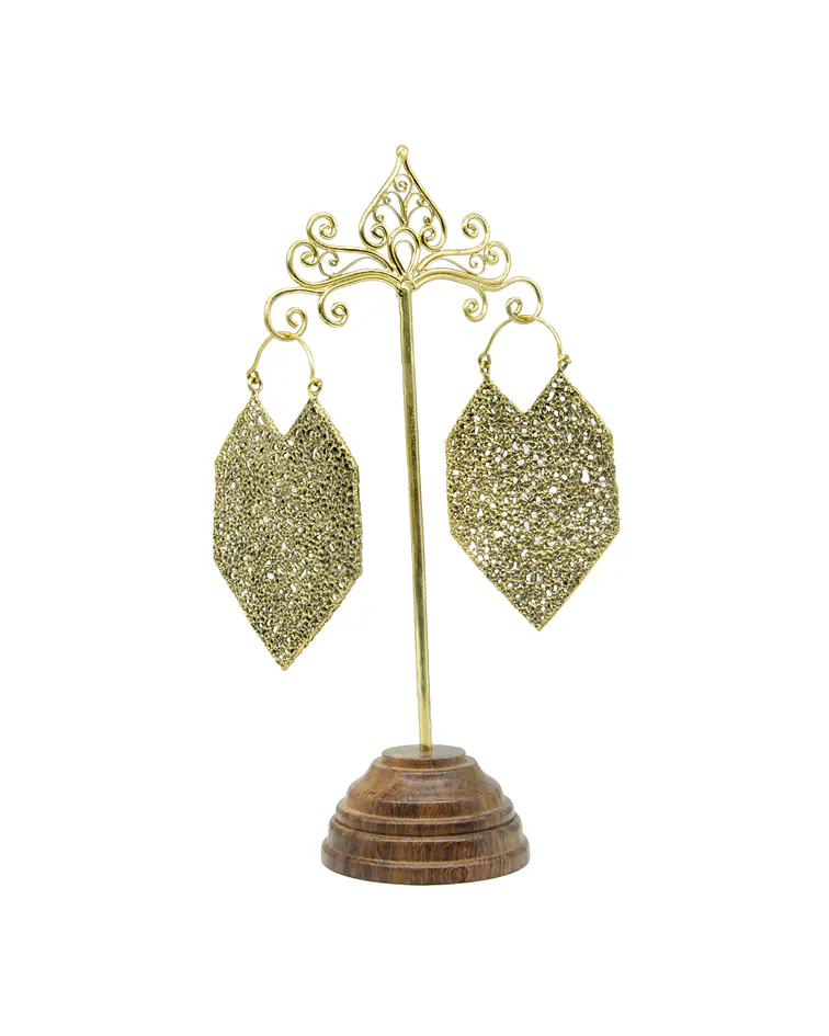 Brass hangers texturizados en punta