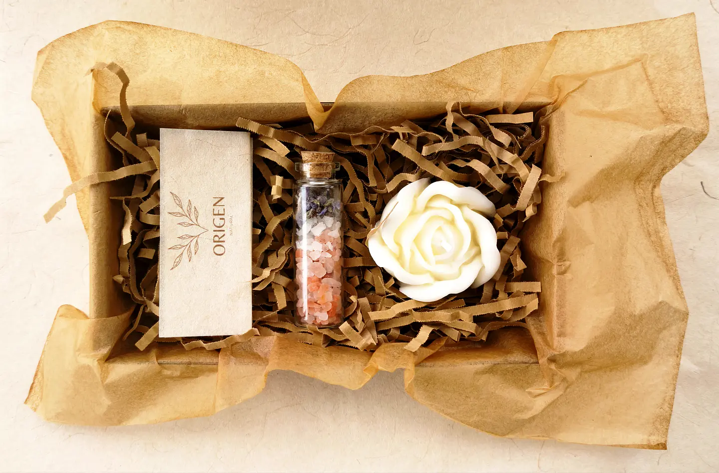 OBSEQUIOS PERSONALIZADOS FRASCO MIX DE SALES + VELA DE SOYA CON DISEÑO 3