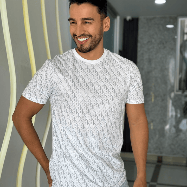 CK CAMISETA REFINED AOP LIQUID WHITE 1