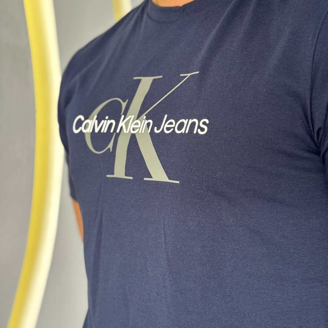 CAMISETA MONOLOGO HERO NAVY 3
