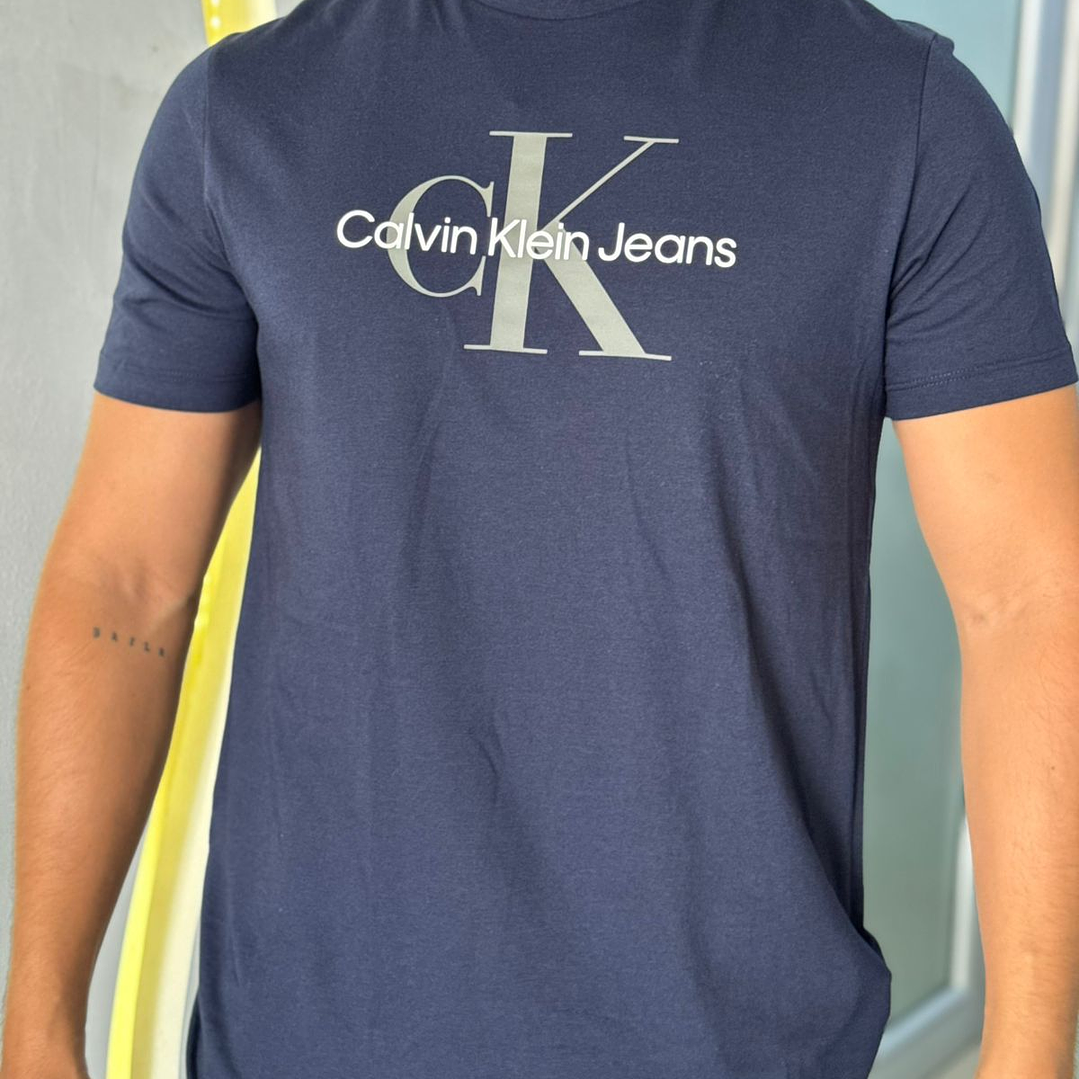 CAMISETA MONOLOGO HERO NAVY 4
