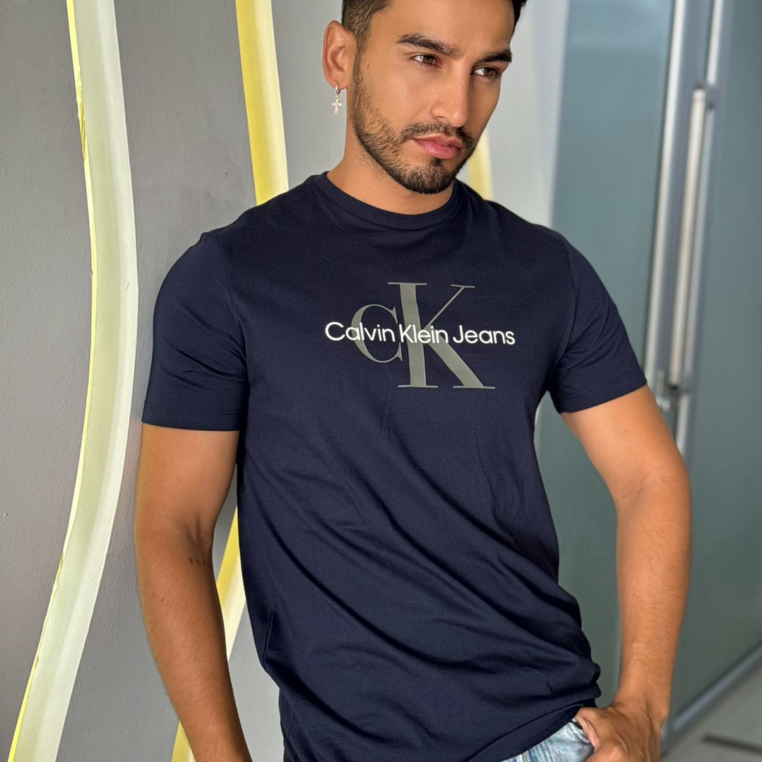 CAMISETA MONOLOGO HERO NAVY 1