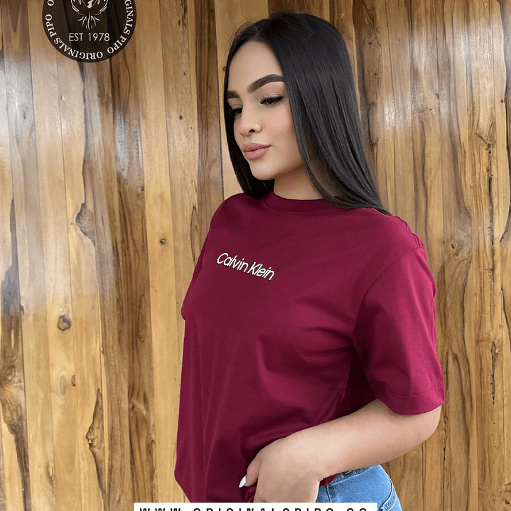 CAMISETA MONOGRAM VINOTINTO  3