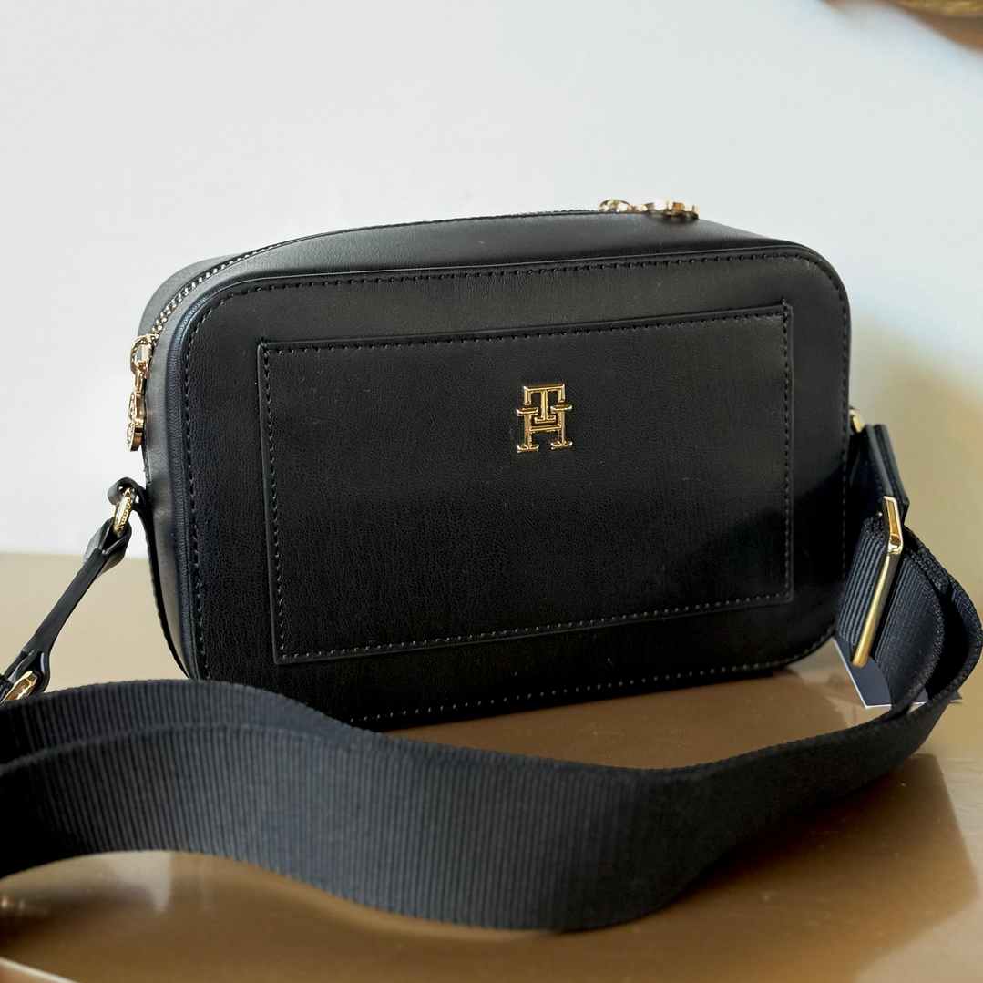 TH CAMERA DISTINCT  2