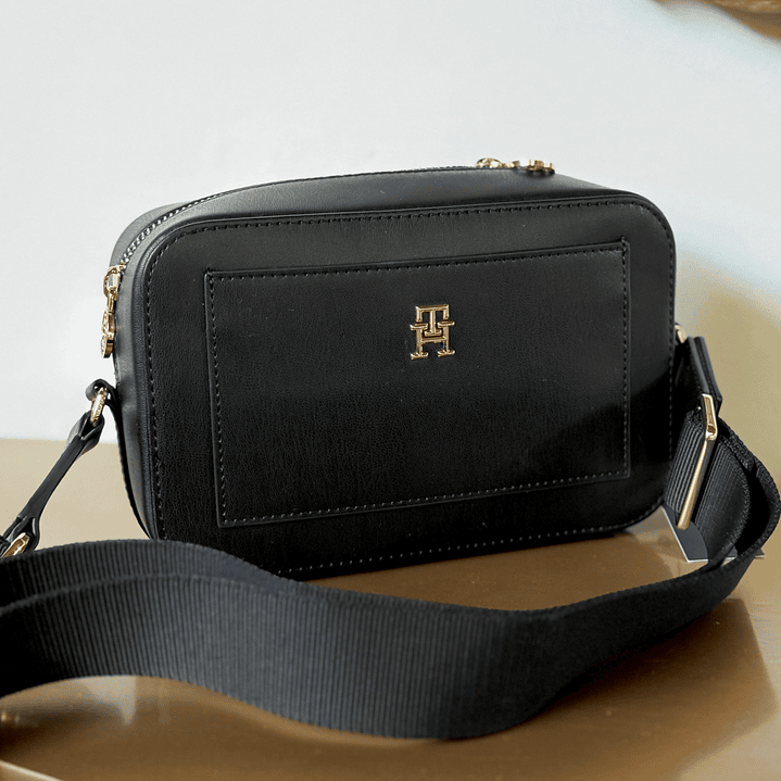 TH CAMERA DISTINCT  2