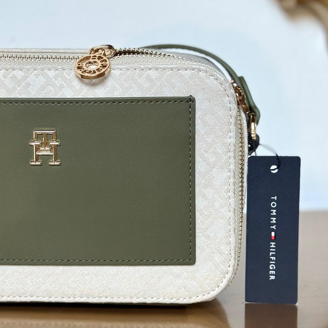 TH BAG CAMERA OLIVE  2