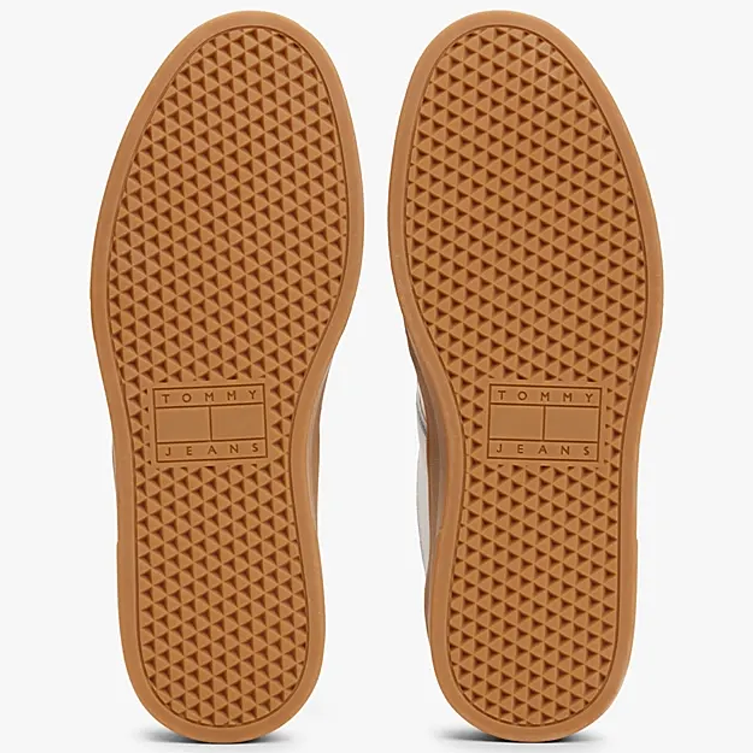 TH THE GREENWICH PLATAFORM  8