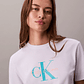 CK CAMISETA MONOLOGO TEE LILA - Miniatura 2