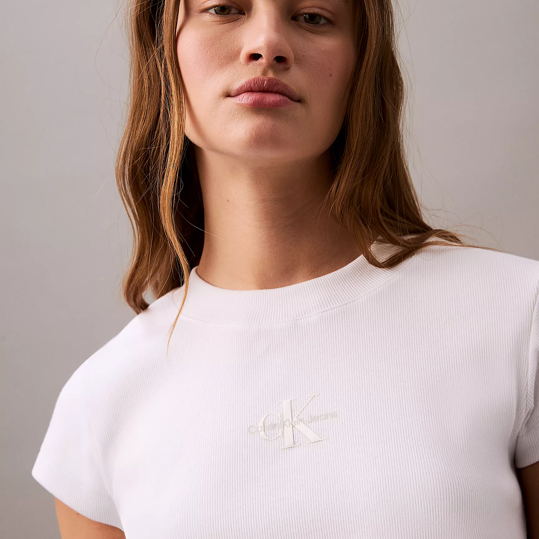 CK CAMISETA BABY TEE WHITE 6