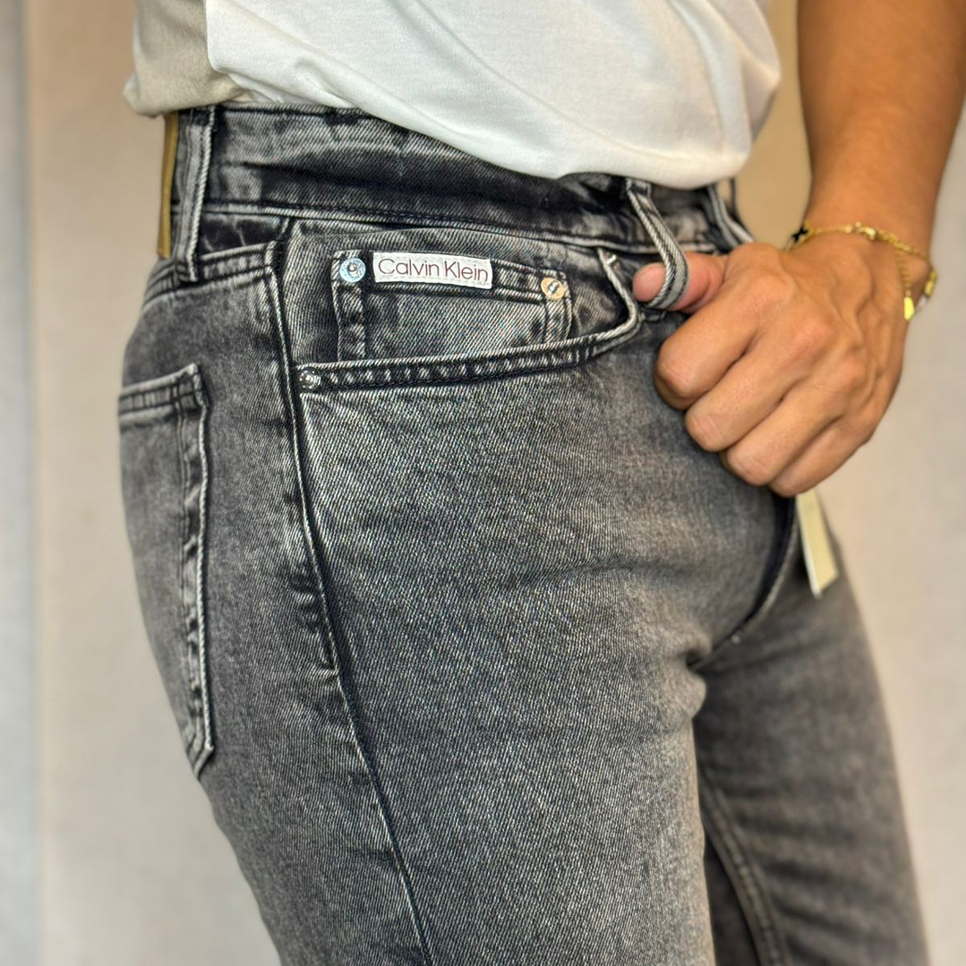 JEANS CK STANDARD STRAIGHT CENIZO 3