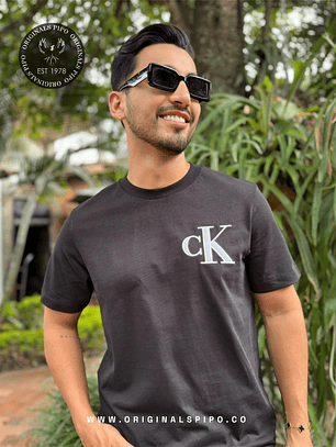 CK CAMISETA OVERLAP BLACK