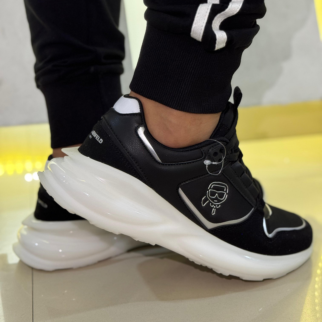 KL HEAD OUTLINE BLACK 4