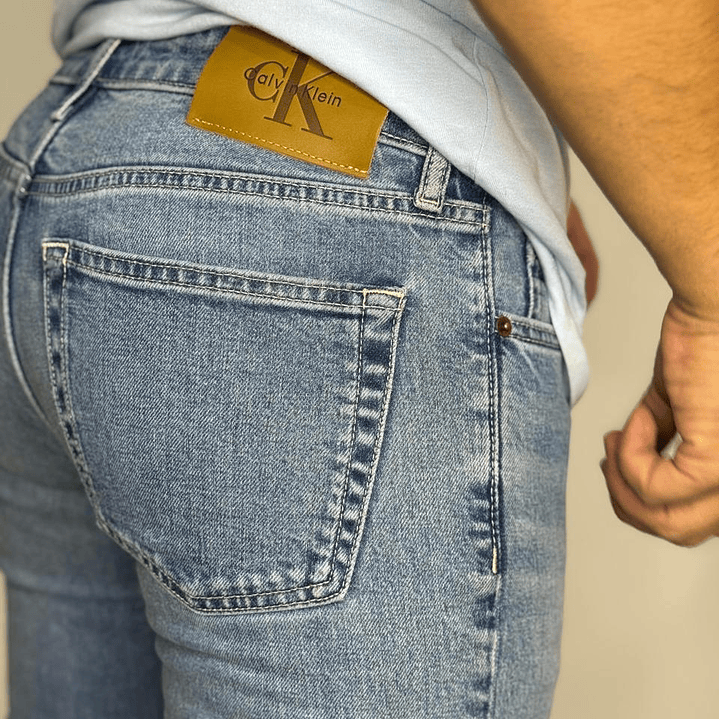 JEANS SLIM TINTED CK STONE 2