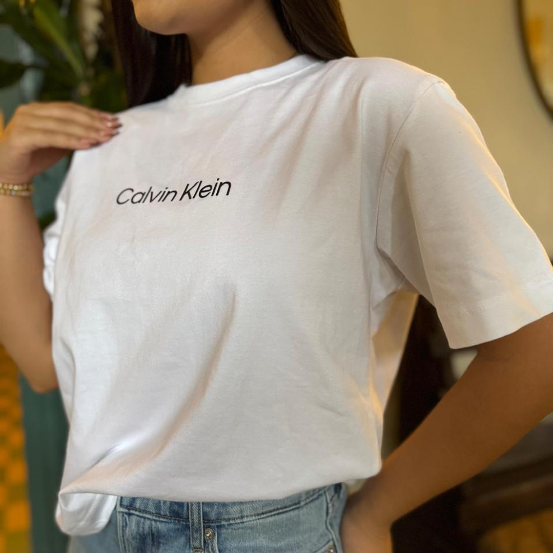 CAMISETA STANDARD BLANCA 2