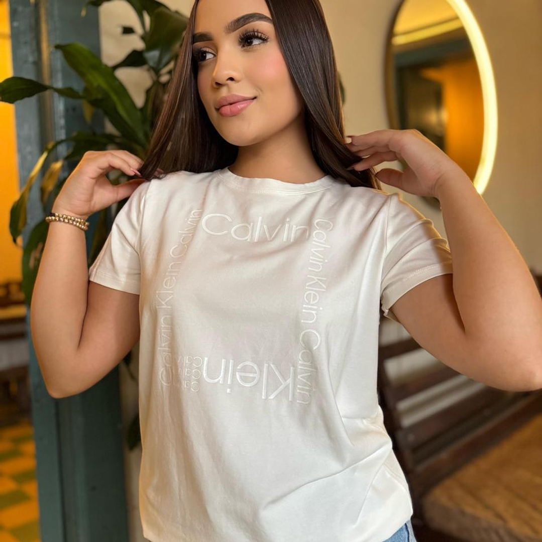 CAMISETA CK BOX OUTILINE  1