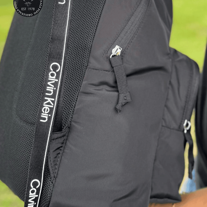 BOLSO CK SPORT NEGRO 4