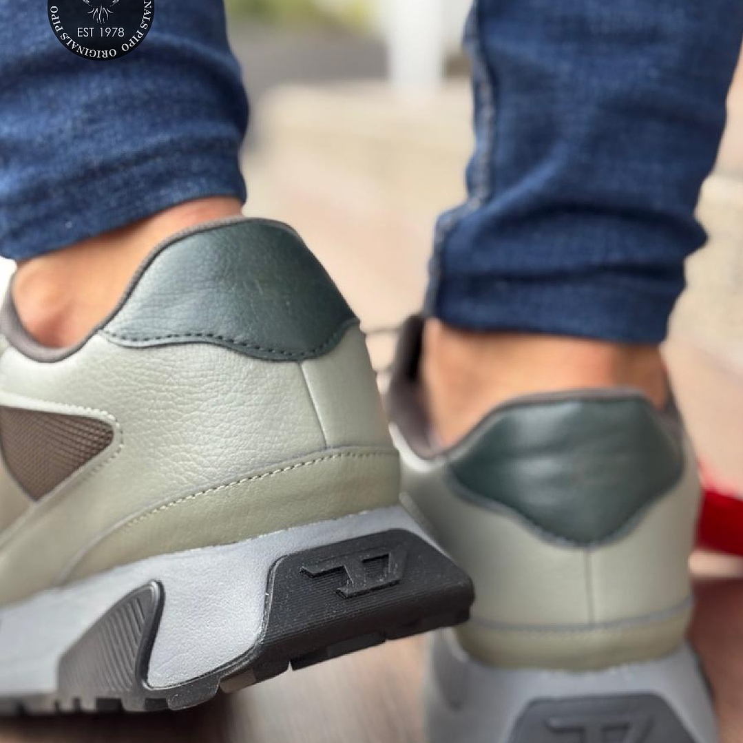 DIESEL S-TAME-RUNNING  2