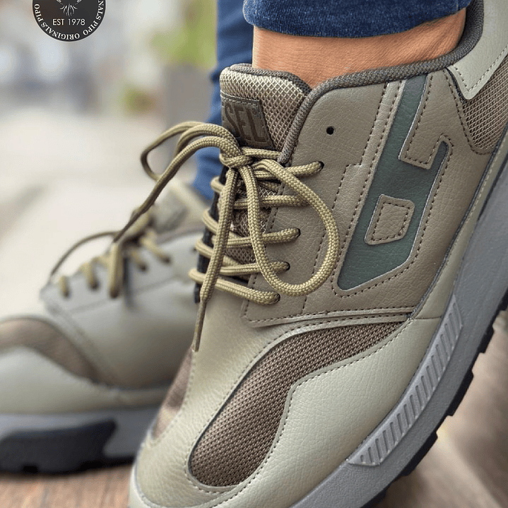 DIESEL S-TAME-RUNNING  3