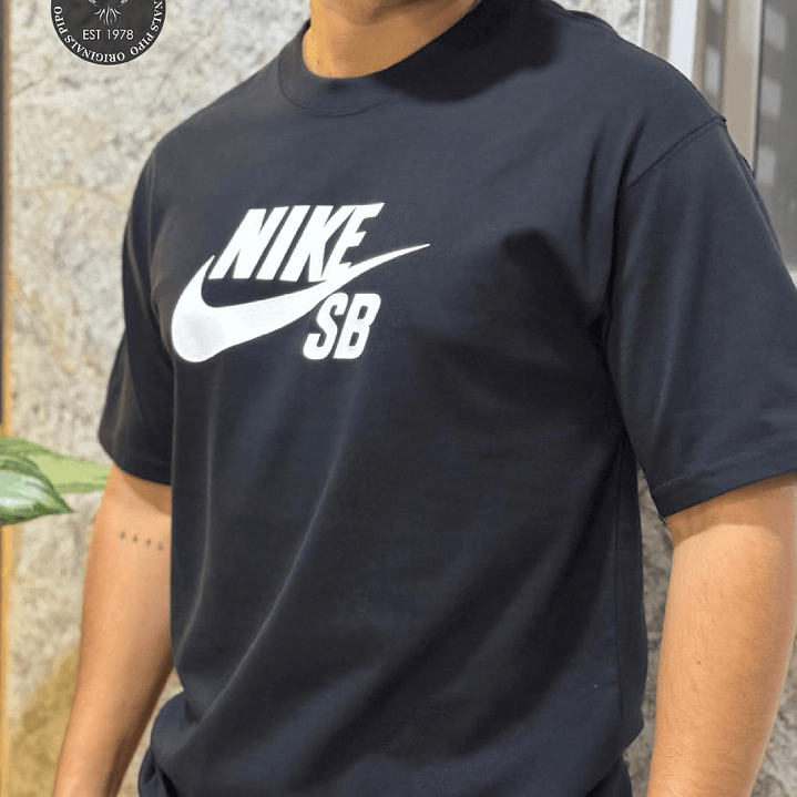 CAMISETA NIKE SB  3