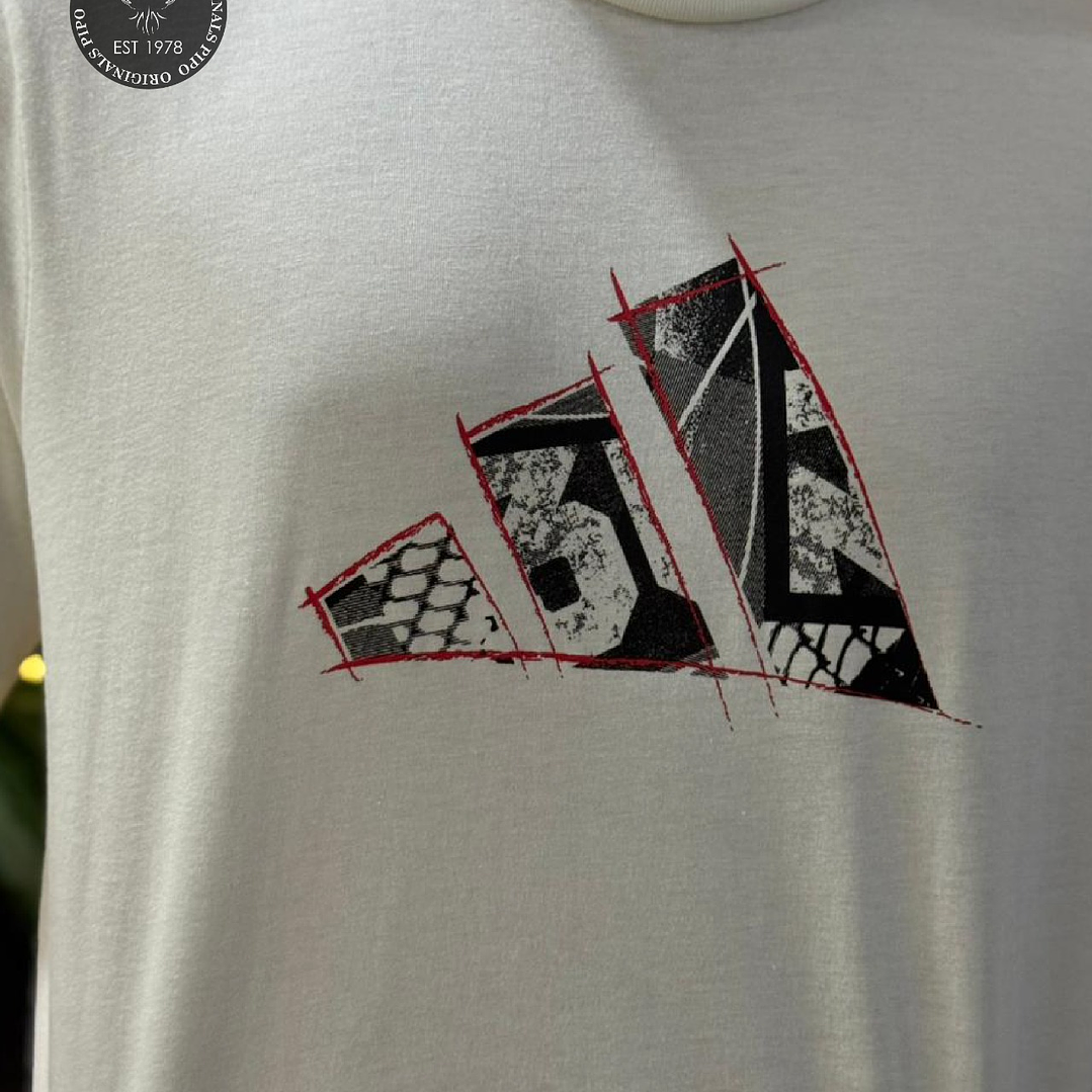 CAMISETA ADIDAS LOGO GRAPHIC 3