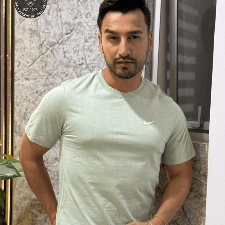CAMISETA NIKE BASIC GREEN 1
