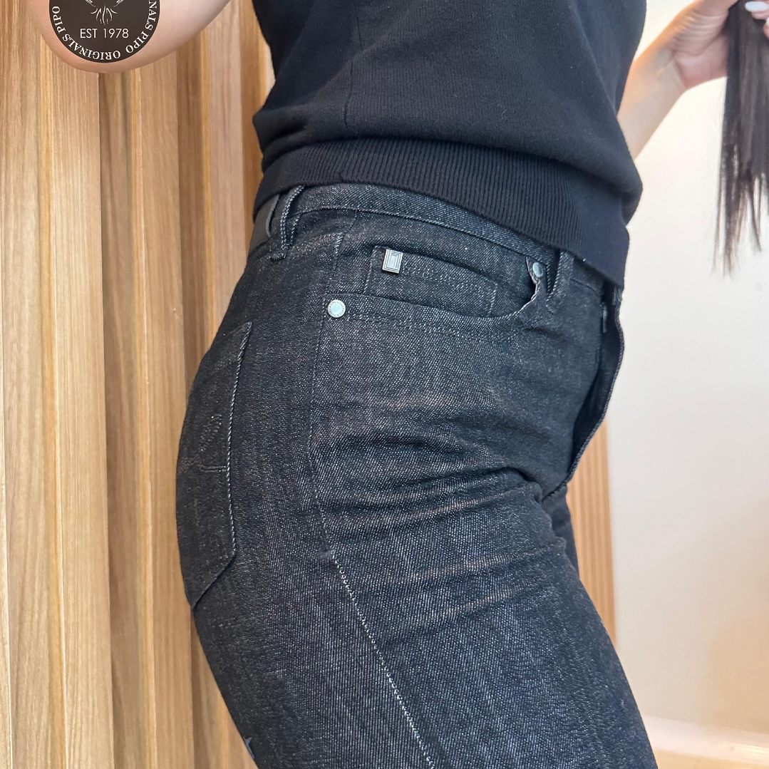 JEANS KARL BRILLOS FINALLY 4