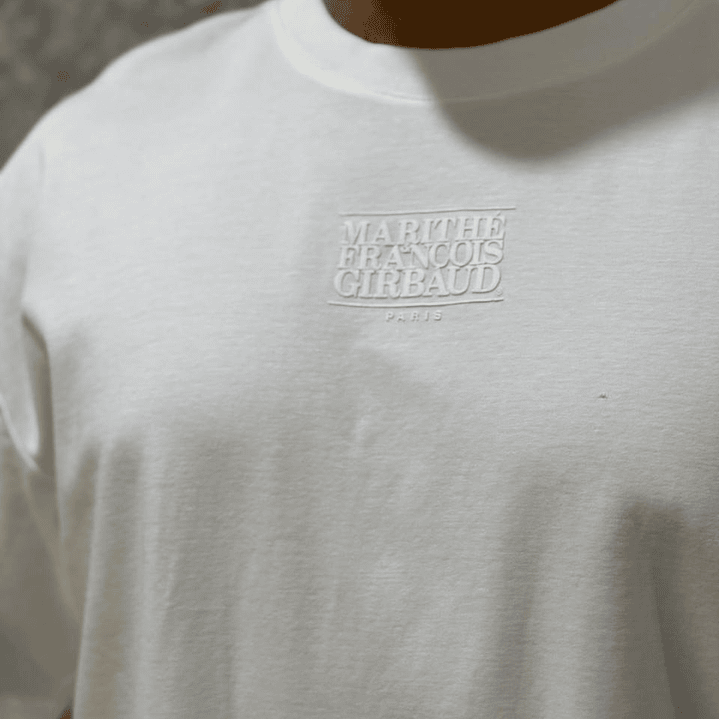 CAMISETA OVERSIZE LE MONARQUÉ CR 3