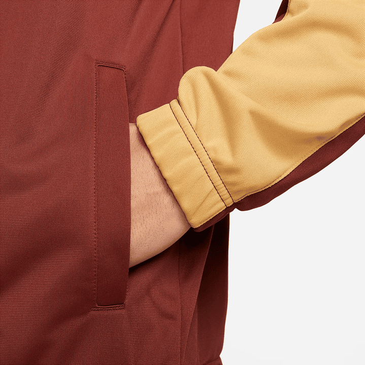 CONJUNTO NIKE SPORT ESSENSIALS 5