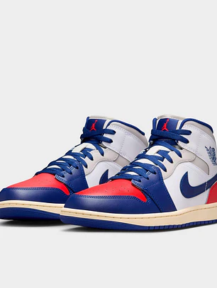 NIKE BOTA AIR JORDAN 1 MID 