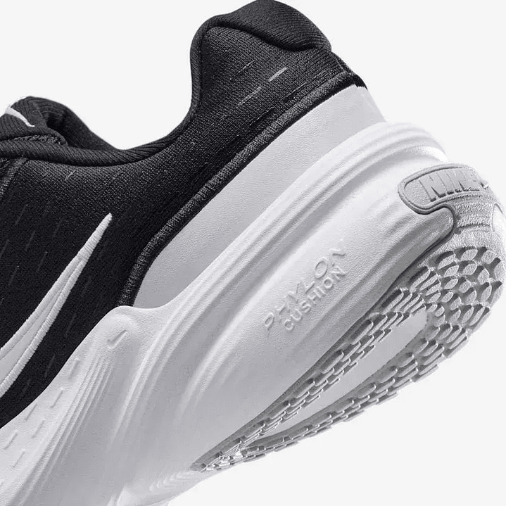 NIKE UPLIFT SC NEGRO  6