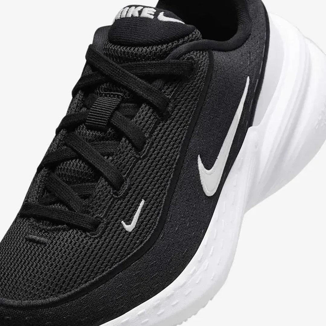 NIKE UPLIFT SC NEGRO  7