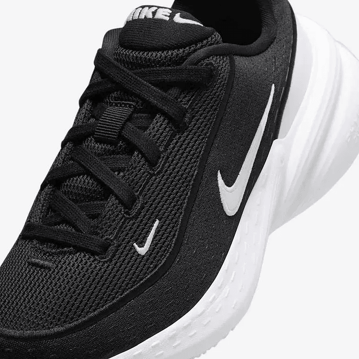 NIKE UPLIFT SC NEGRO  7
