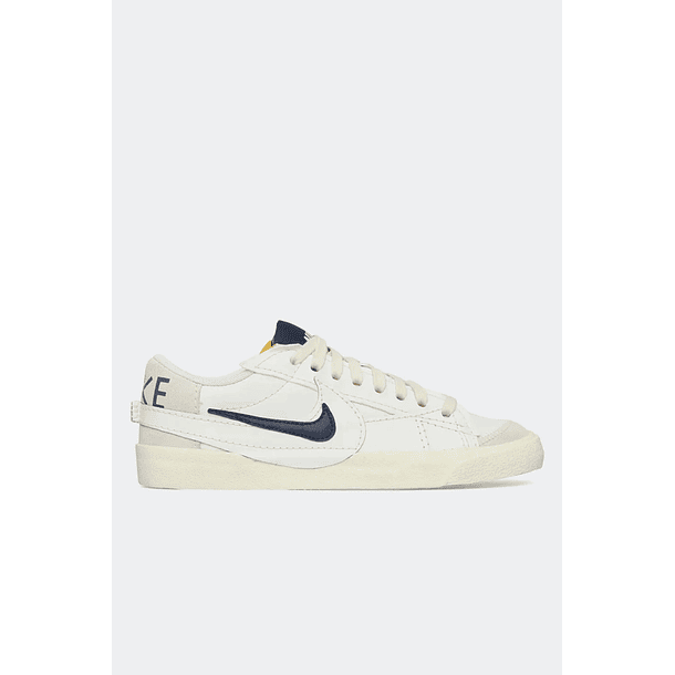 NIKE BLAZER LOW '77 JUMBO 1