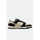 NIKE DUNK LOW LX BLACK SUEDE TEAM GOLD - MUJER 3