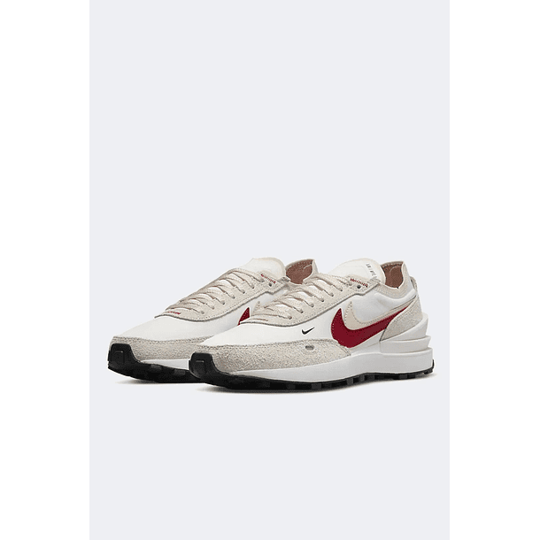 NIKE WAFFLE ONE SE - MUJER 2