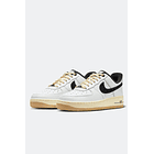 NIKE AIR FORCE 1 '07 LX COMMAND FORCE - MUJER 2