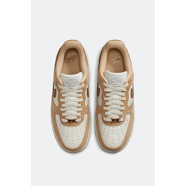 NIKE AIR FORCE 1 LOW LXX VECHETTA TAN - MUJER 4