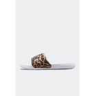 NIKE VICTORI ONE ANIMAL PRINT - MUJER 3