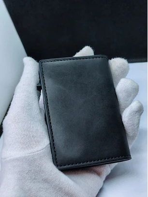Carteira Porta-Cartões Compacta (Rfid) - Couro Preto