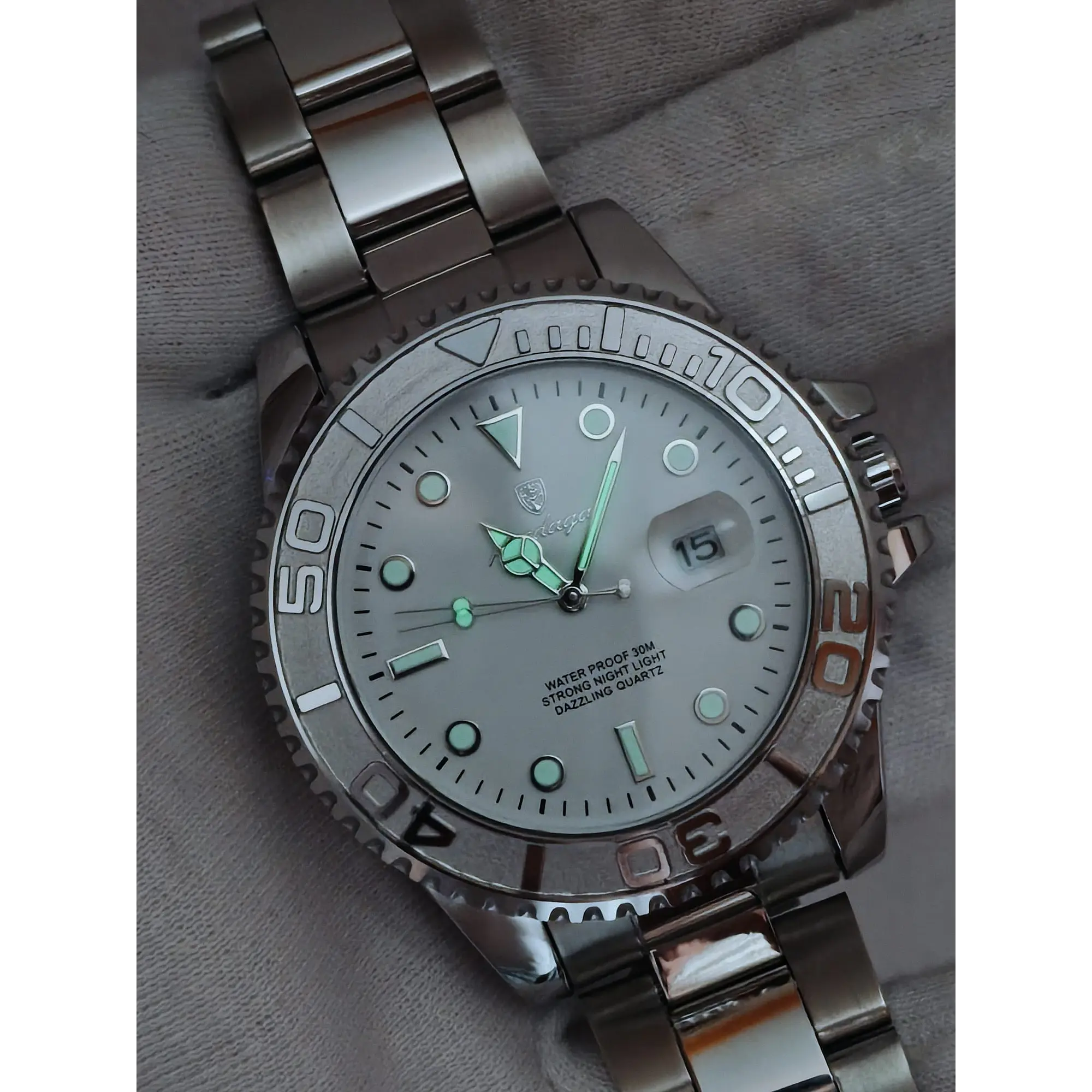 Relógio Quartz Masculino em Aço Prateado Inóxidável - White General 8