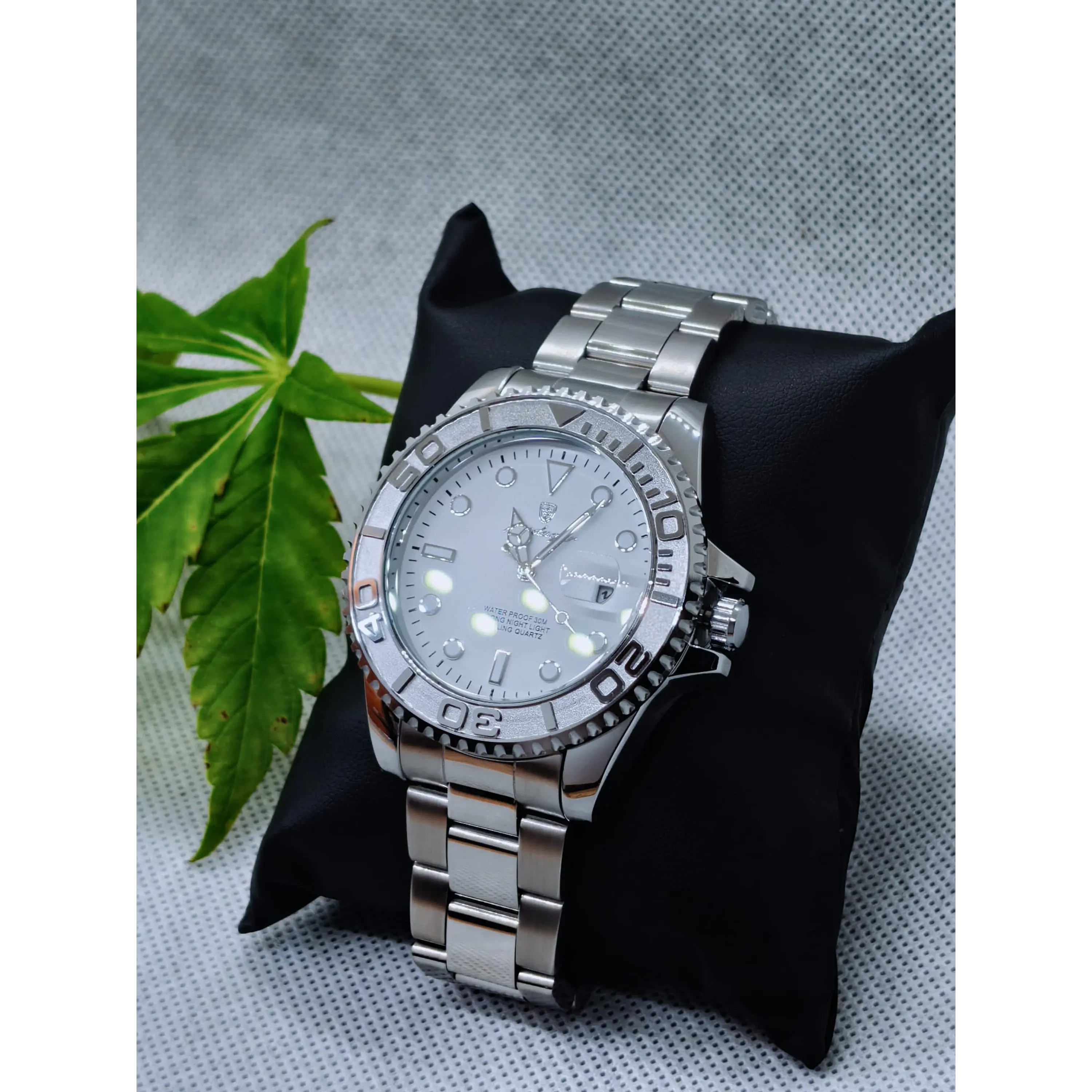Relógio Quartz Masculino em Aço Prateado Inóxidável - White General 12