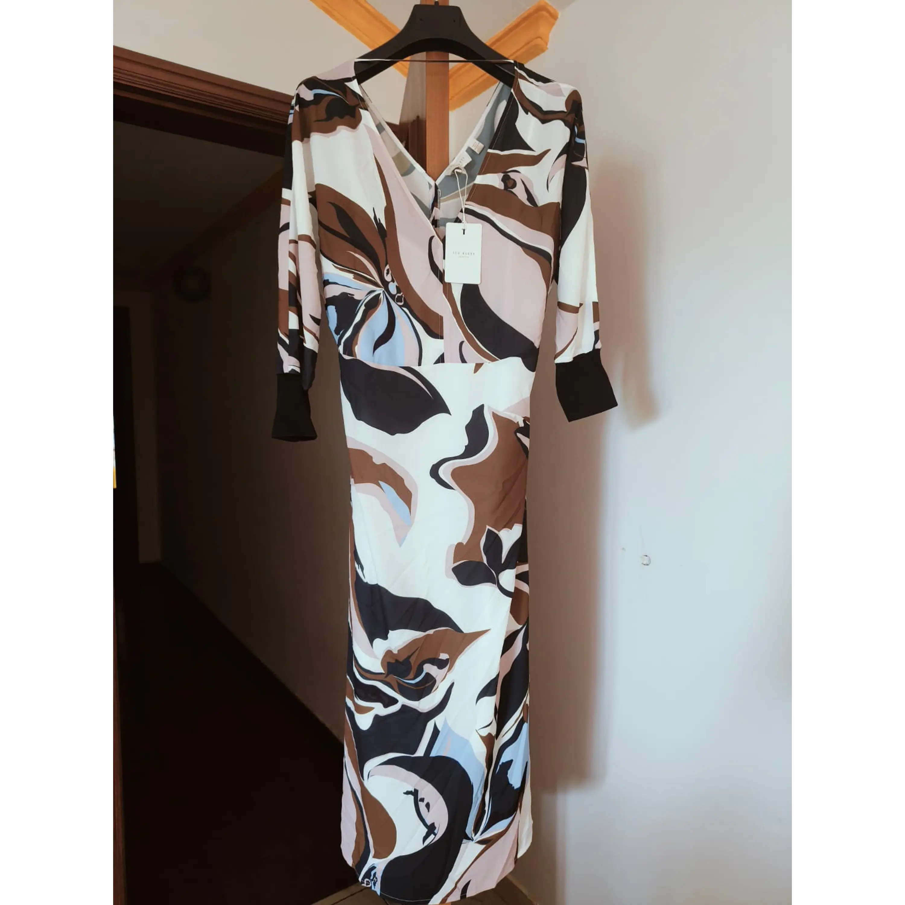 Vestido Ted Baker 100% original 3